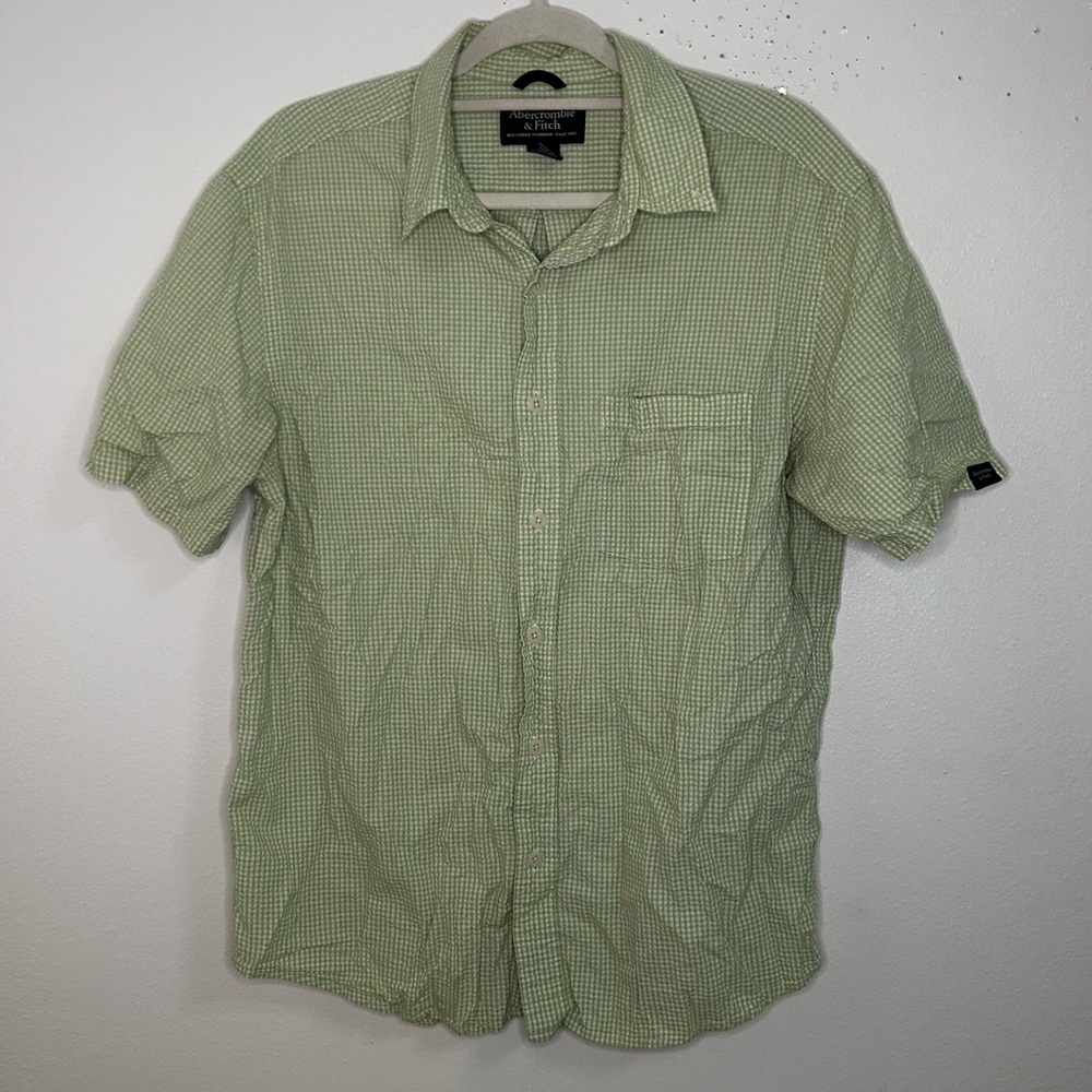 Abercrombie and Fitch green gingham seersucker short sleeve button down shirt